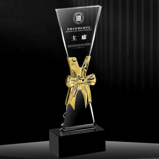 IMT 704 - Exclusive Metal Crystal Award
