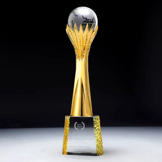 IMT 721 - Exclusive Metal Crystal Award