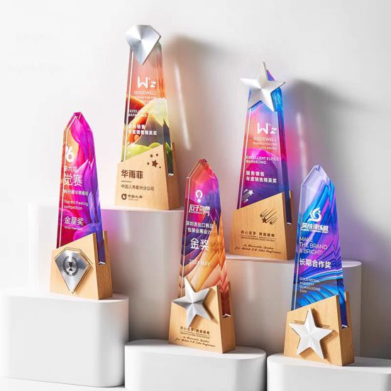 IWT 083 - Exclusive Wooden Metal Award